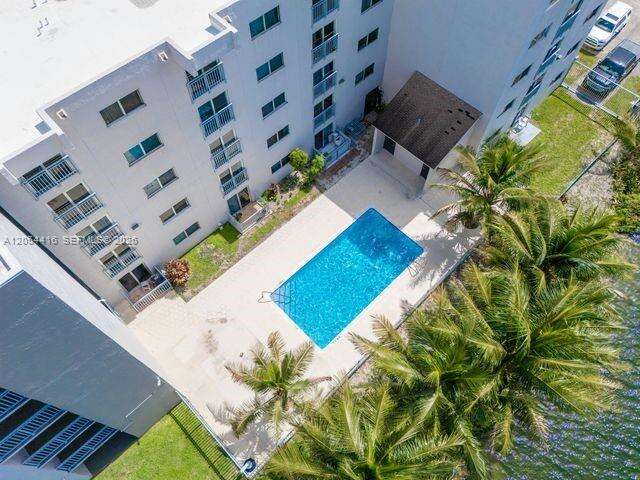 Vista Del Lago I | Unit #3-306 Unit #3-306 | Picture 2