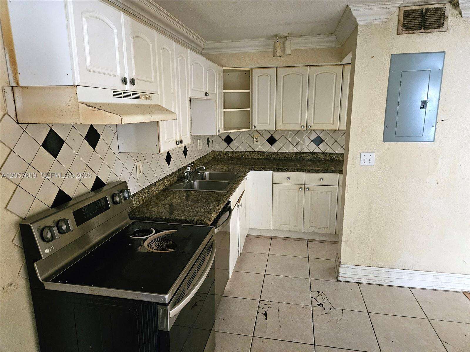Townhomes Of Oriole Ii Nly 22 Of S 132 58 Of The Fol A Pt Of Par 1 Of Oriole Golf Tennis Club Sec 4 | Unit #F Unit #F | Picture 4