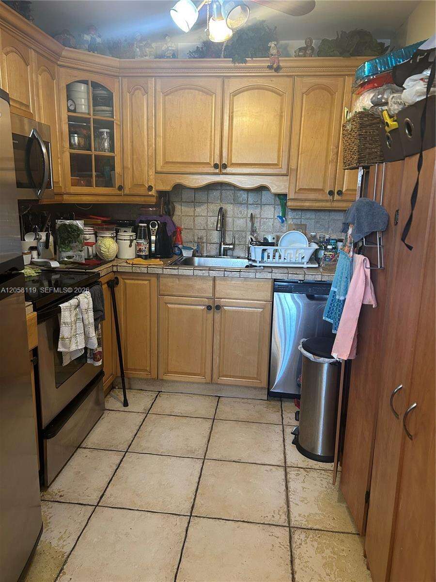 Kingsley At Century Village Condominiums | Unit #112J Unit #112J | Picture 8