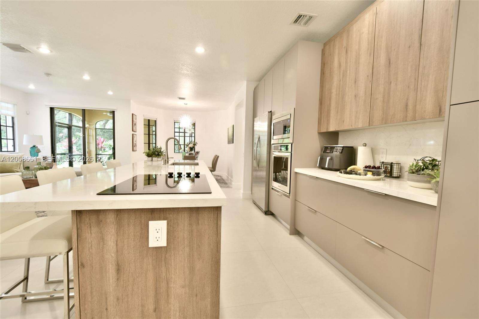 Mariposa Pointe At Weston Town Center | Unit #2-1 Unit #2-1 | Picture 8
