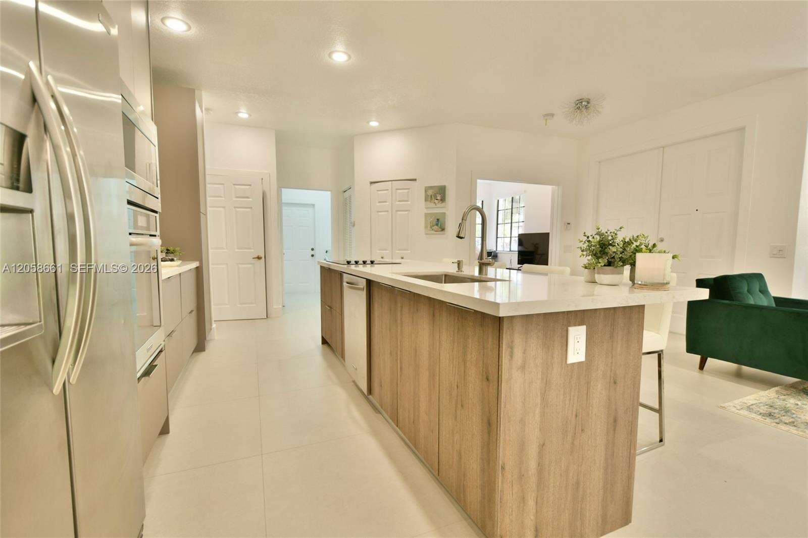 Mariposa Pointe At Weston Town Center | Unit #2-1 Unit #2-1 | Picture 9