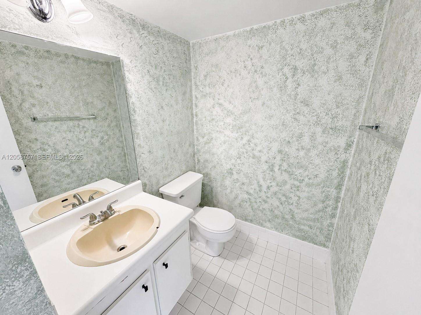 Ivanhoe West At Century Village Condominium I | Unit #406J Unit #406J | Picture 6