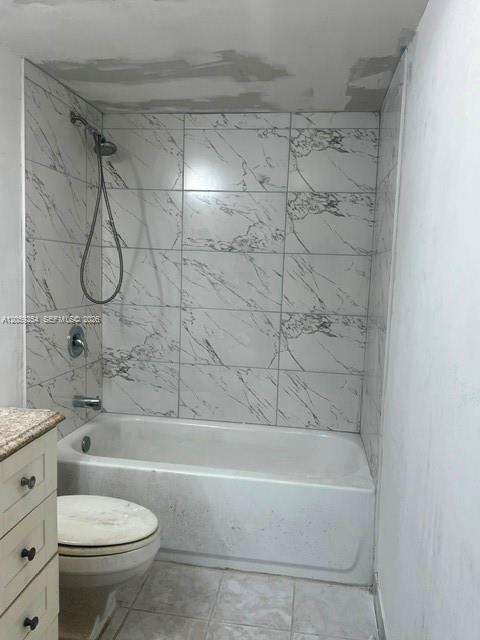 Venetia | Unit #20E Unit #20E | Picture 8