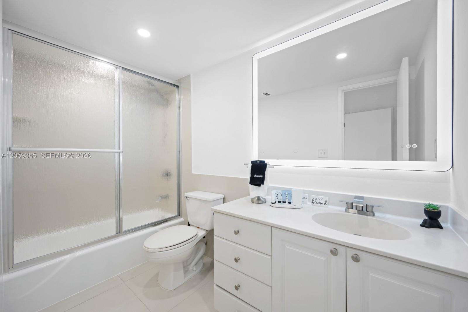 Ocean Reserve | Unit #1622 Unit #1622 | Picture 14