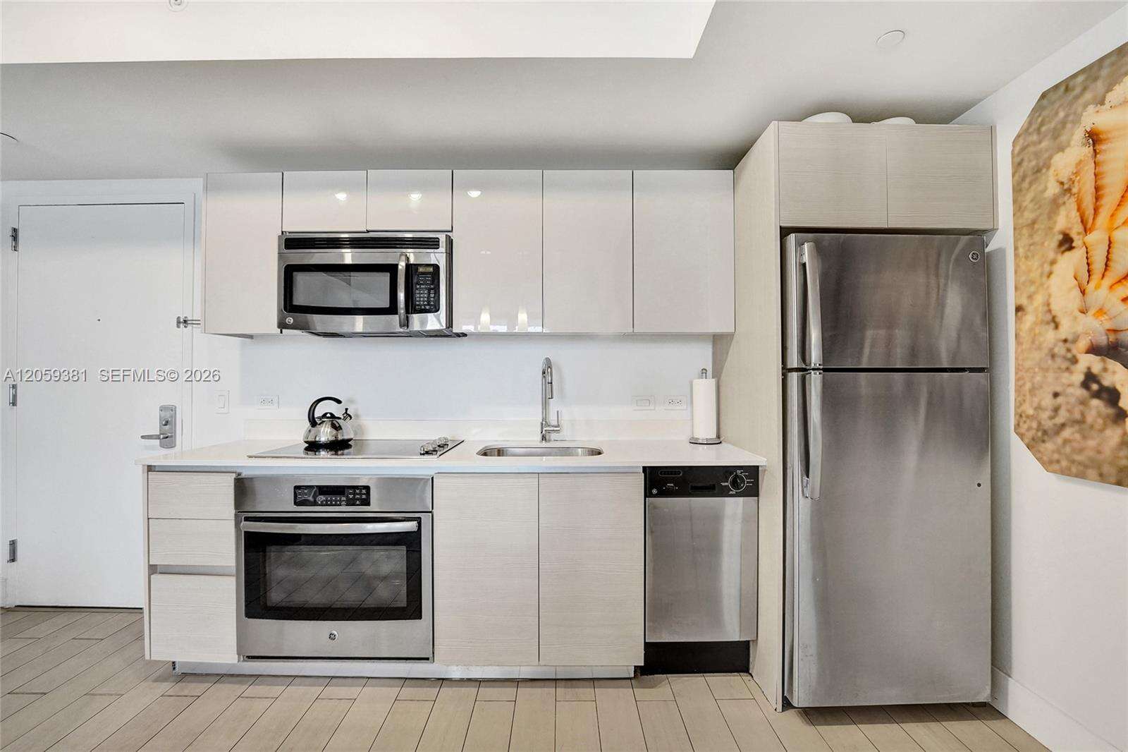 Beachwalk Condominium | Unit #R906 Unit #R906 | Picture 13