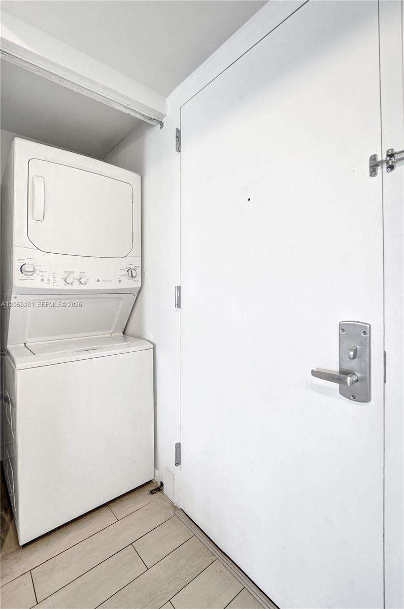 Beachwalk Condominium | Unit #R906 Unit #R906 | Picture 17