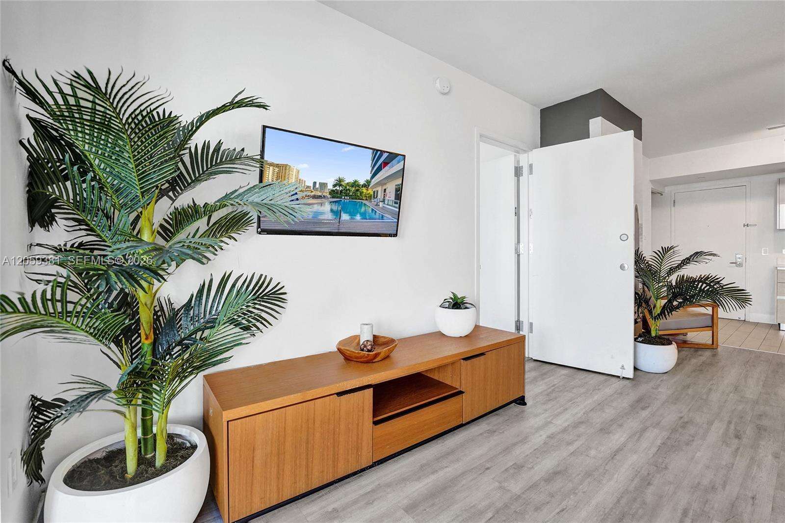 Beachwalk Condominium | Unit #R906 Unit #R906 | Picture 27