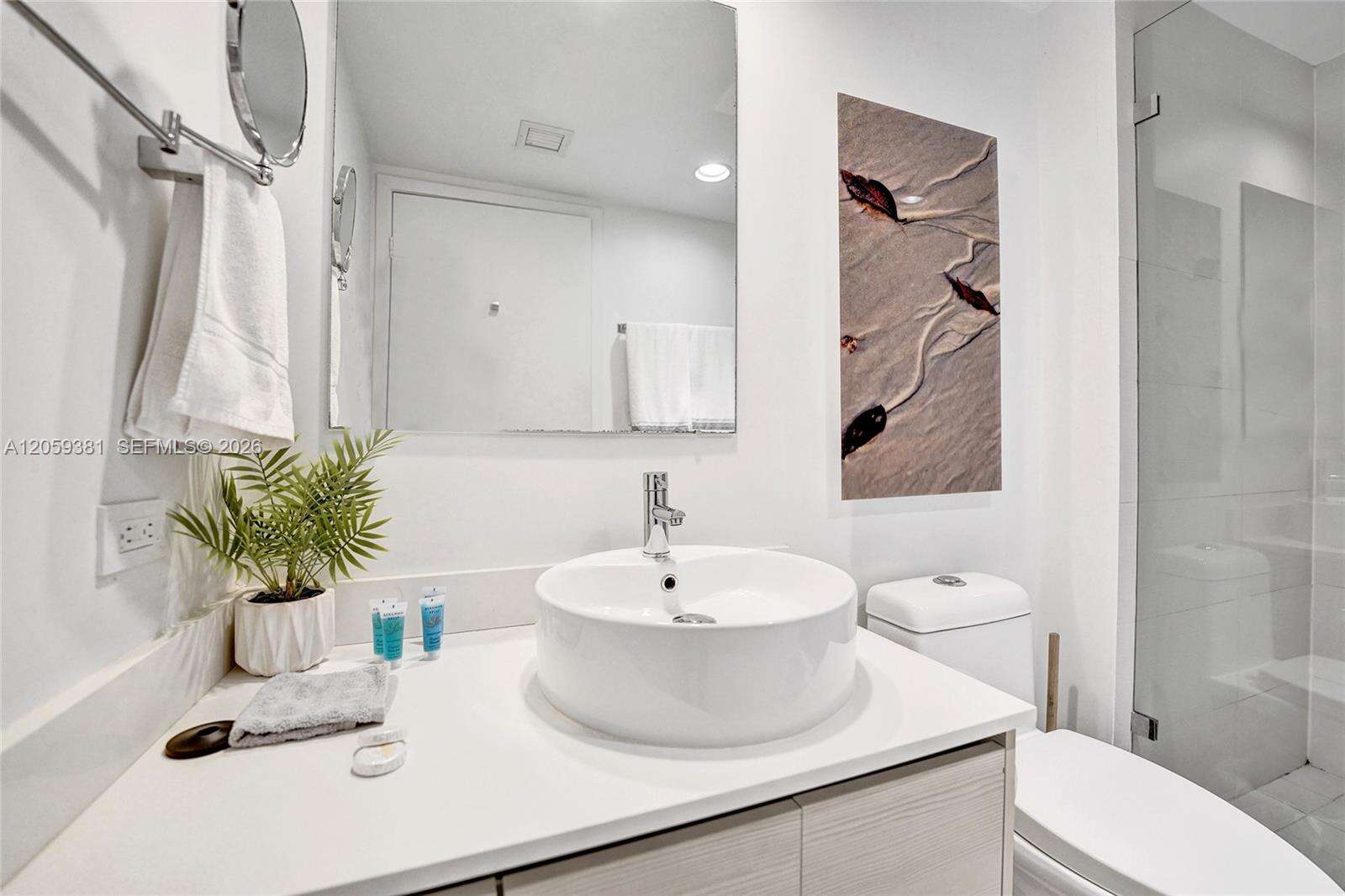 Beachwalk Condominium | Unit #R906 Unit #R906 | Picture 42