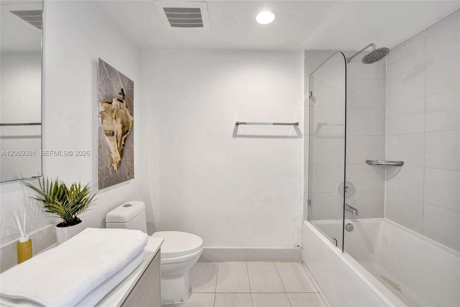 Beachwalk Condominium | Unit #R906 Unit #R906 | Picture 64