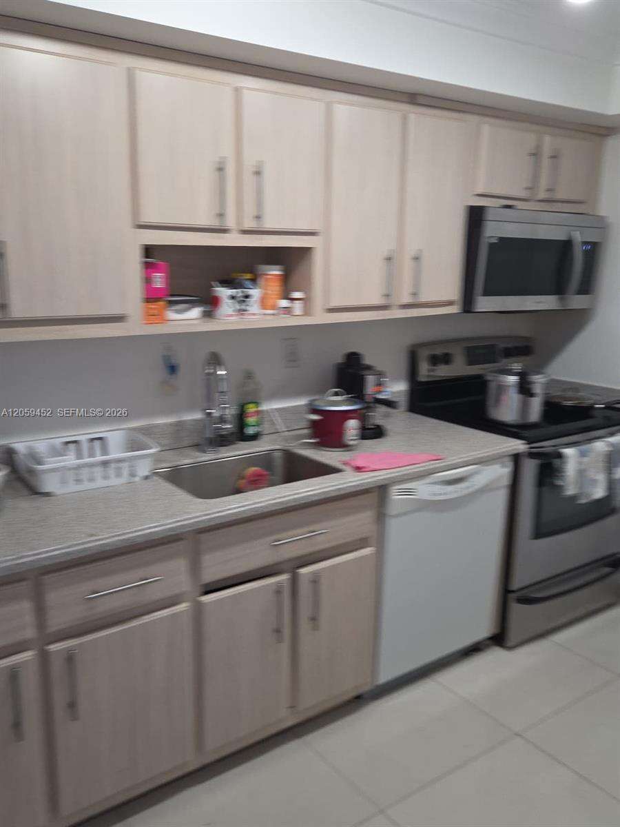 Del Prado | Unit #1902 Unit #1902 | Picture 6