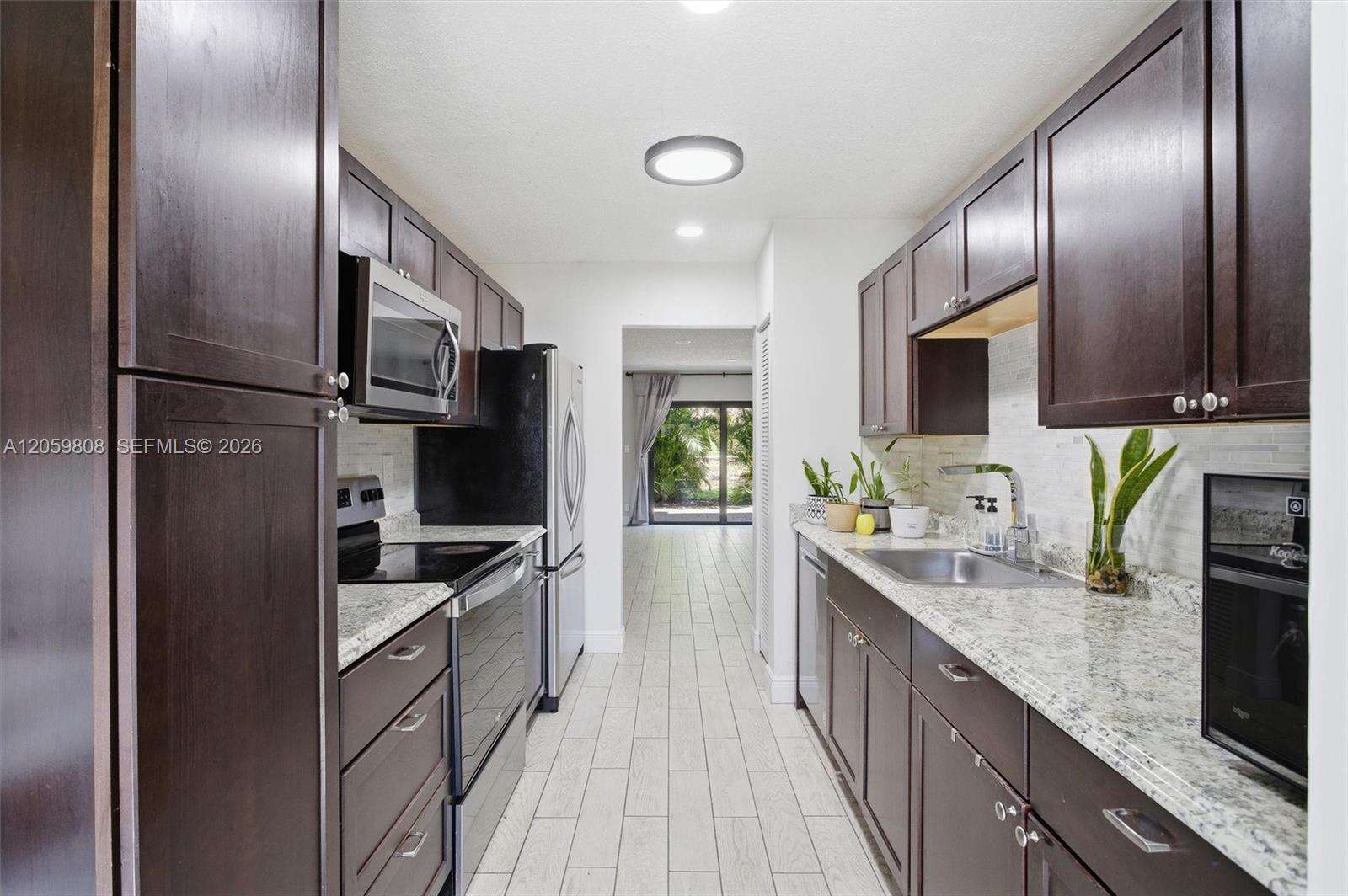 Country Squire Townhomes | Unit #8 Unit #8 | Picture 20