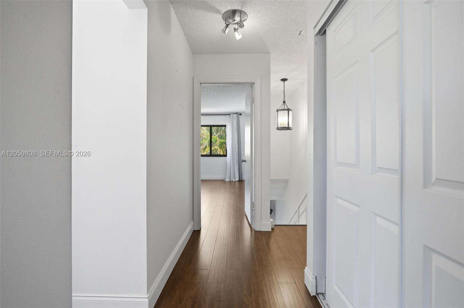 Country Squire Townhomes | Unit #8 Unit #8 | Picture 39
