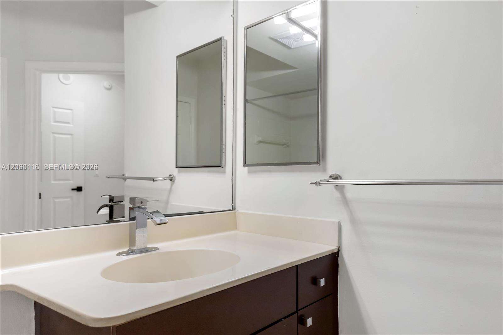 Porto Bellagio | Unit #2320 Unit #2320 | Picture 11