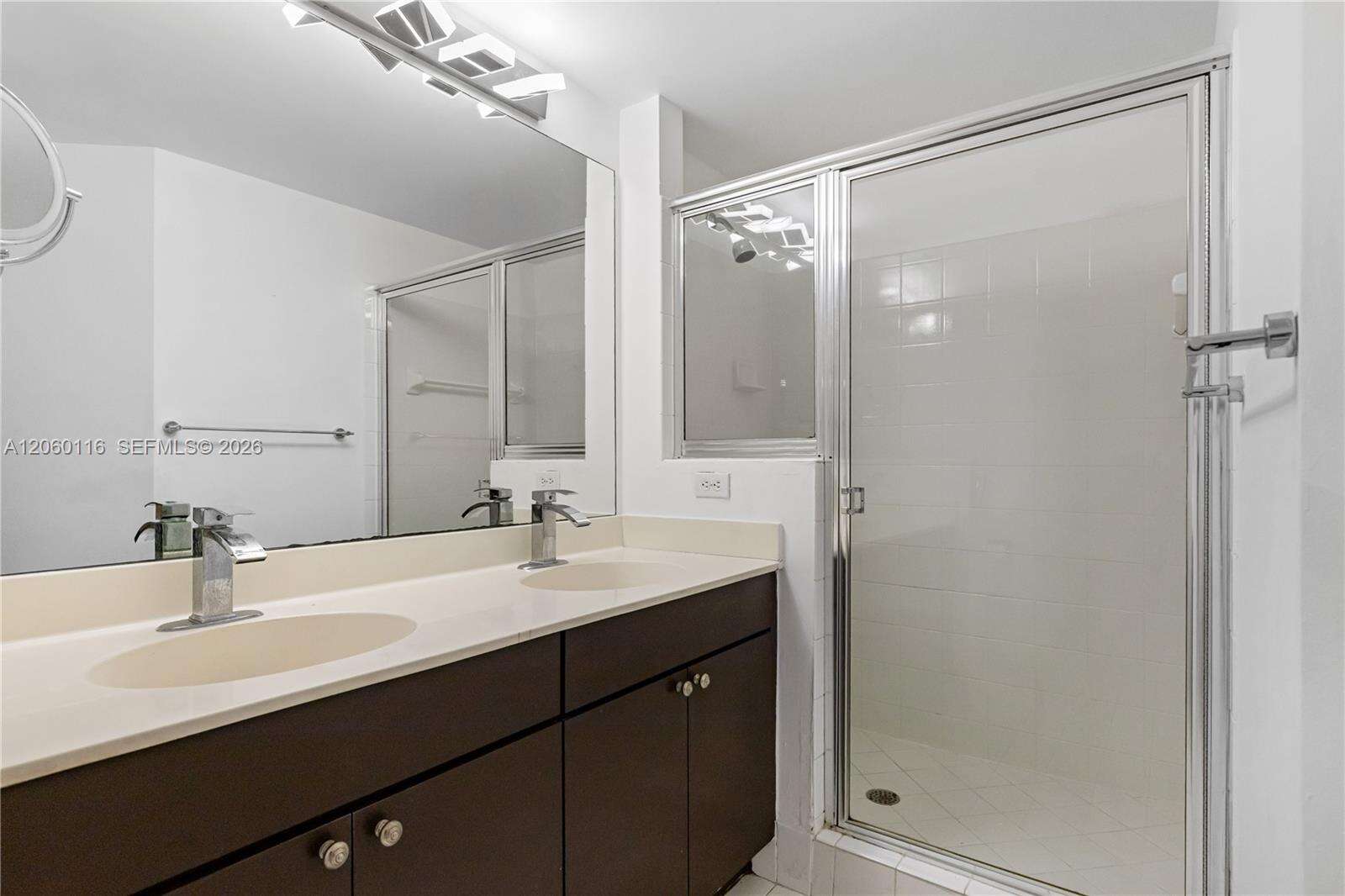 Porto Bellagio | Unit #2320 Unit #2320 | Picture 7