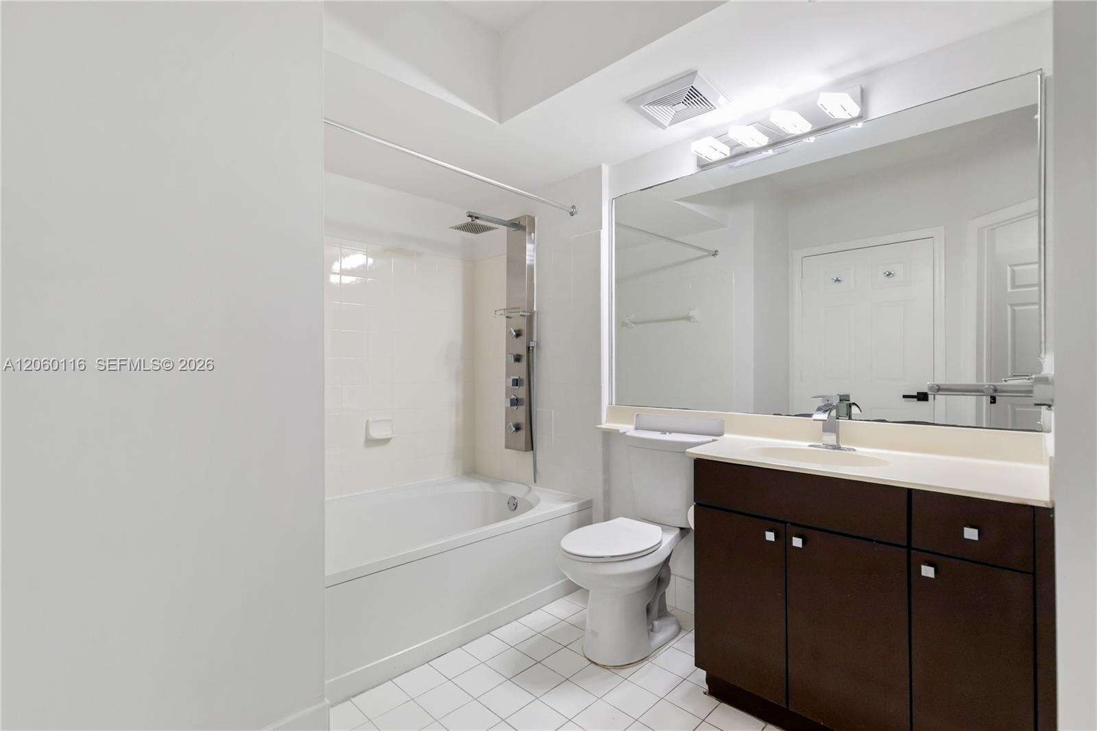 Porto Bellagio | Unit #2320 Unit #2320 | Picture 9