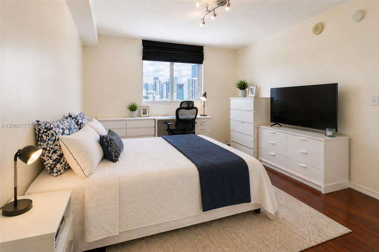 1800 Biscayne Plaza | Unit #1110 Unit #1110 | Picture 13