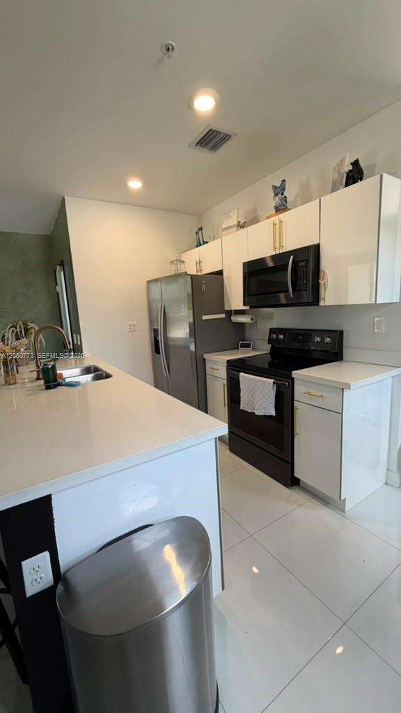 Modern At Coconut Palm | Unit #12 Unit #12 | Picture 3