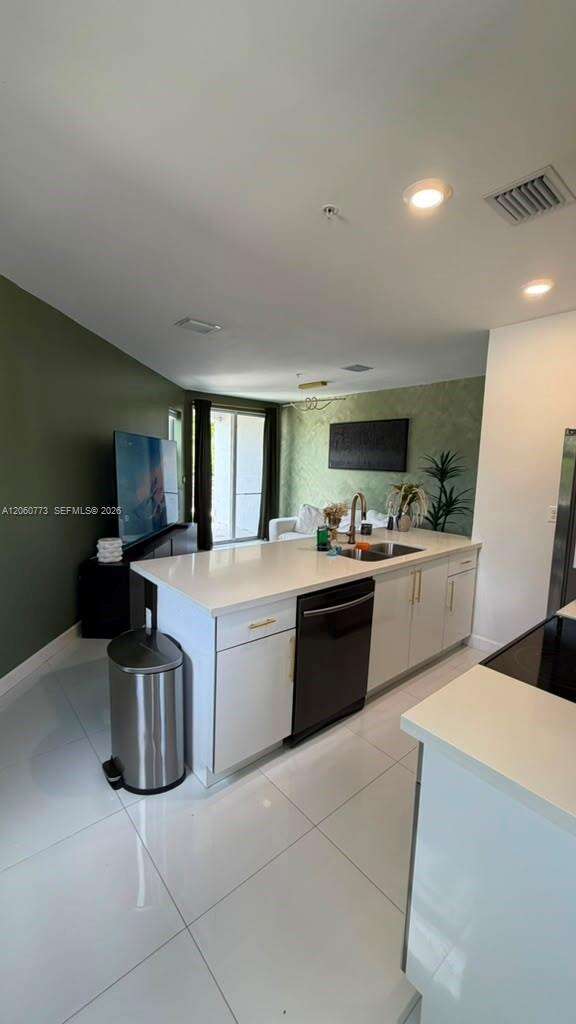 Modern At Coconut Palm | Unit #12 Unit #12 | Picture 9