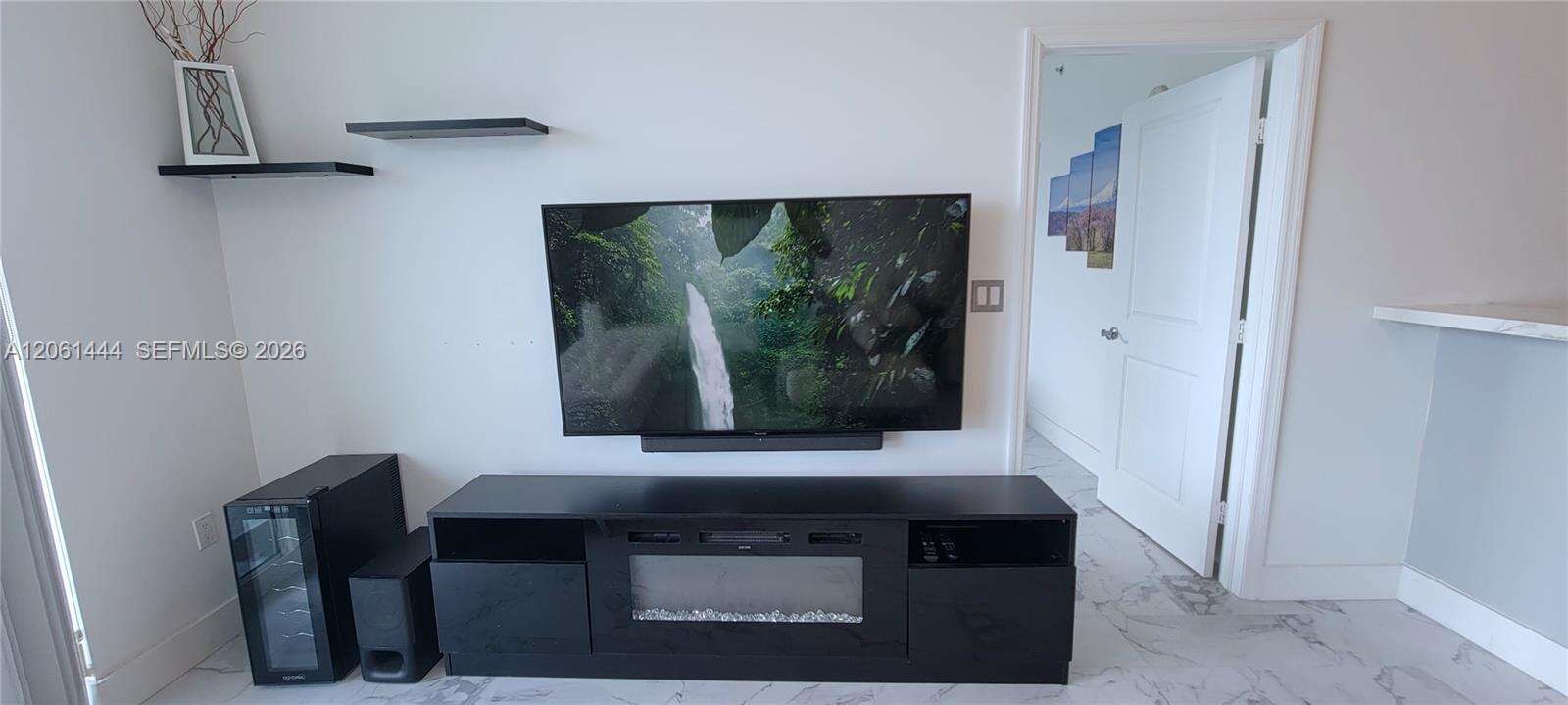 360 Condo B | Unit #708 Unit #708 | Picture 7