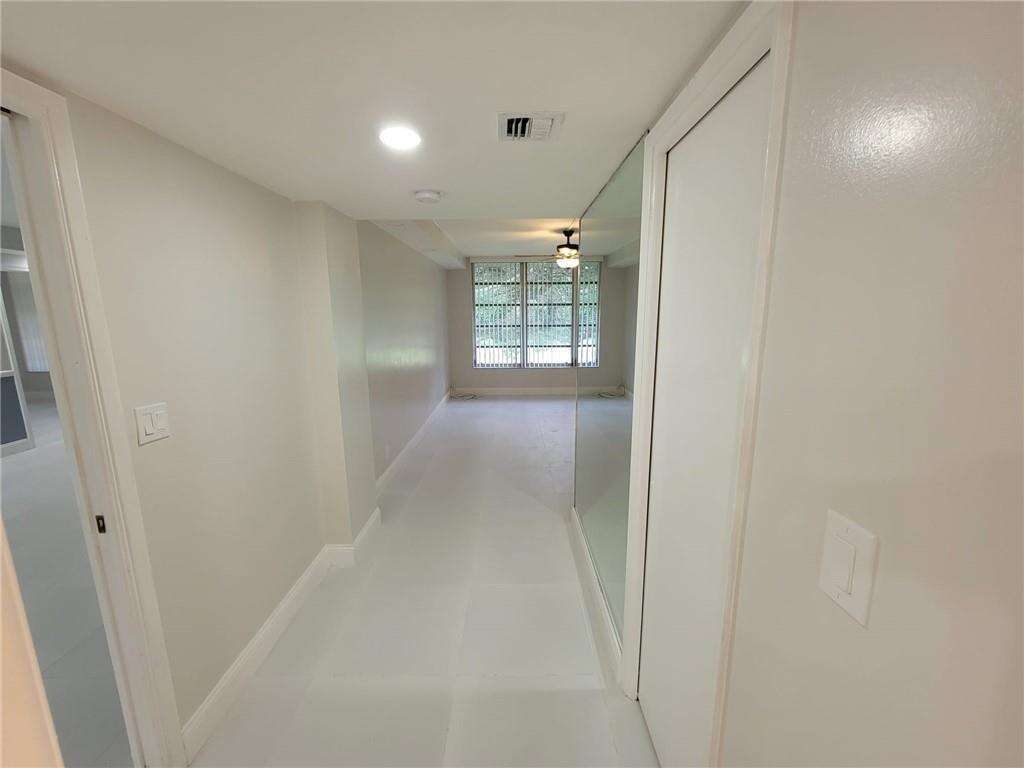 No 86 Palm Aire Country Club Apts | Unit #202 Unit #202 | Picture 11