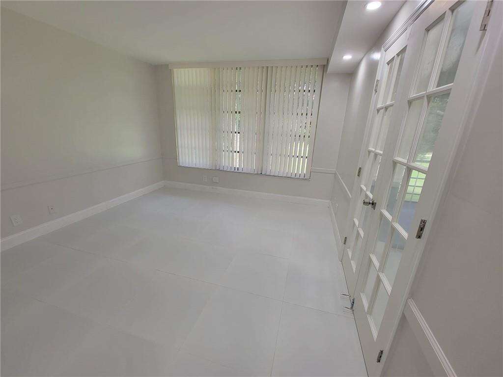 No 86 Palm Aire Country Club Apts | Unit #202 Unit #202 | Picture 15