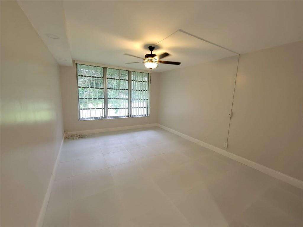 No 86 Palm Aire Country Club Apts | Unit #202 Unit #202 | Picture 19