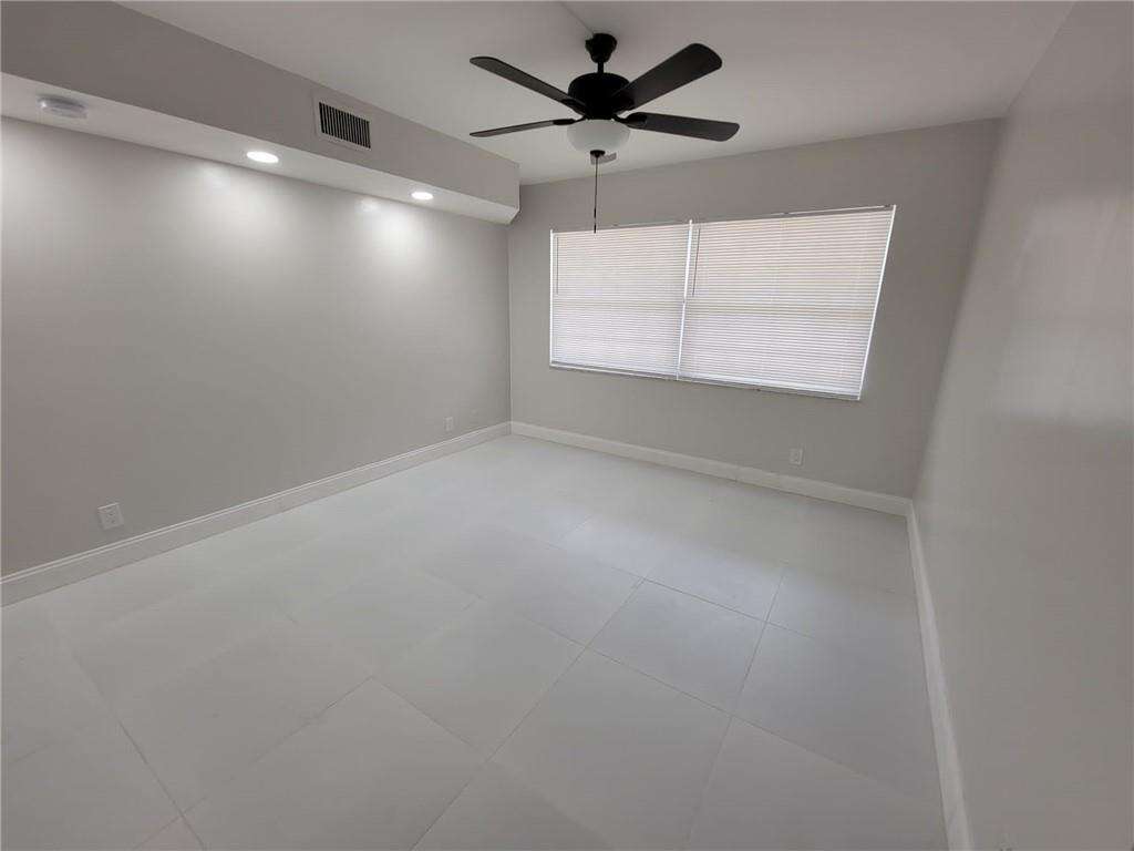 No 86 Palm Aire Country Club Apts | Unit #202 Unit #202 | Picture 23