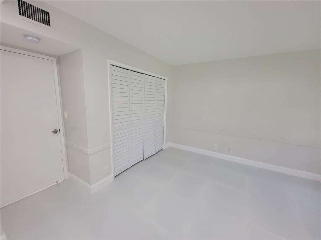 No 86 Palm Aire Country Club Apts | Unit #202 Unit #202 | Picture 33
