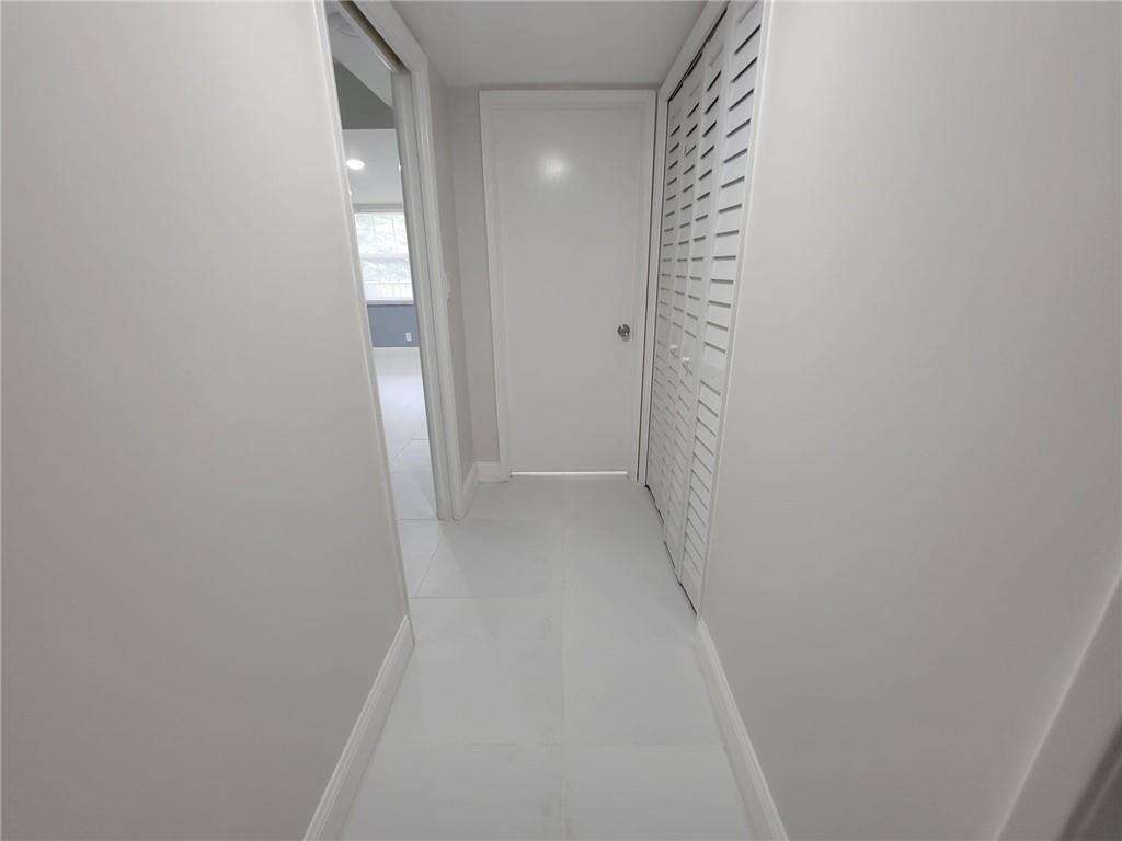 No 86 Palm Aire Country Club Apts | Unit #202 Unit #202 | Picture 39