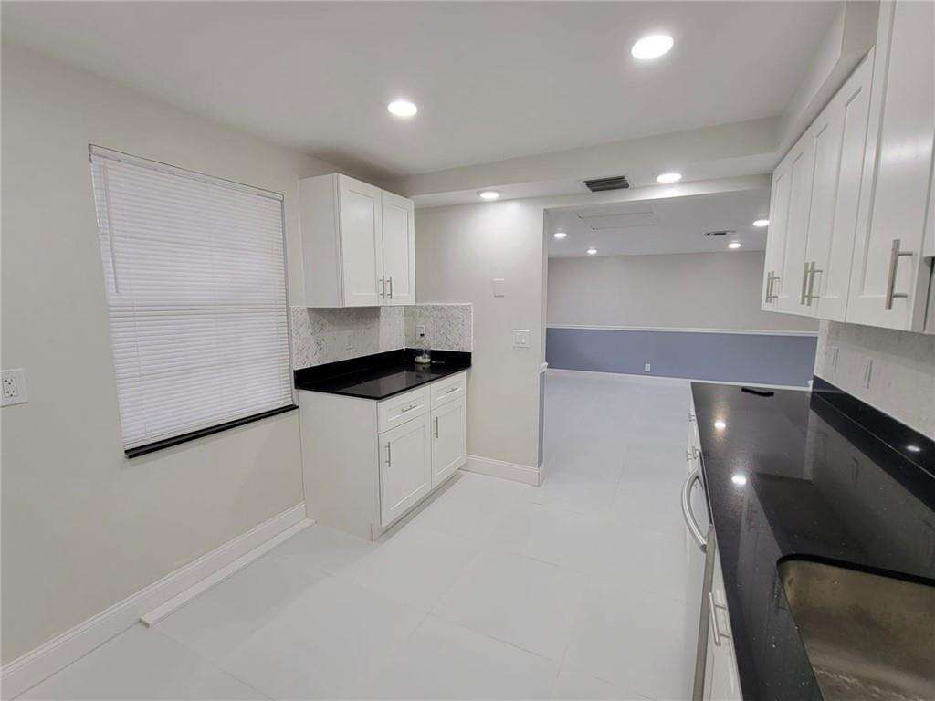 No 86 Palm Aire Country Club Apts | Unit #202 Unit #202 | Picture 45
