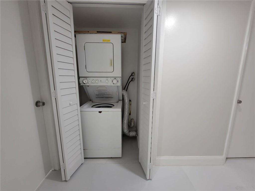 No 86 Palm Aire Country Club Apts | Unit #202 Unit #202 | Picture 47