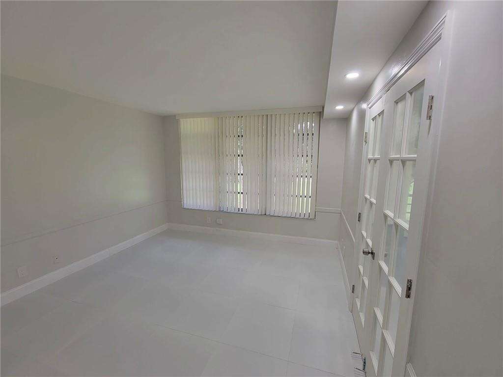 No 86 Palm Aire Country Club Apts | Unit #202 Unit #202 | Picture 68