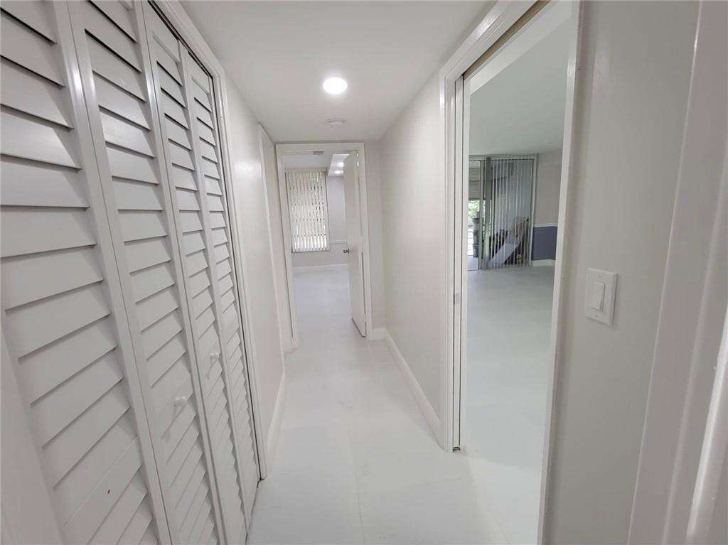 No 86 Palm Aire Country Club Apts | Unit #202 Unit #202 | Picture 75