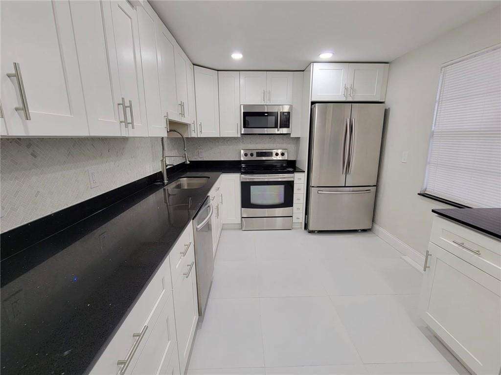No 86 Palm Aire Country Club Apts | Unit #202 Unit #202 | Picture 78