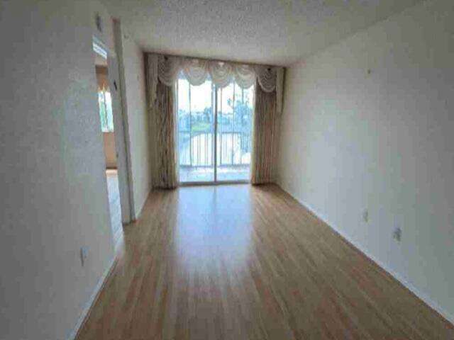 Weldon Condominium D | Unit #D311 Unit #D311 | Picture 3