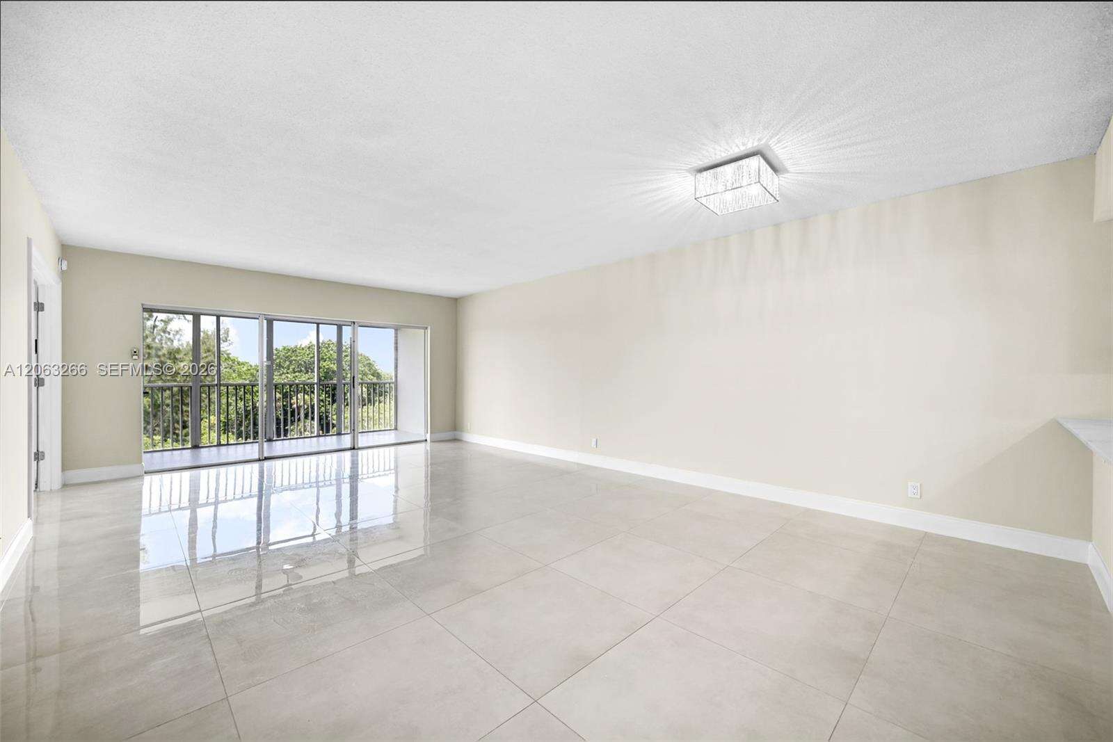 No 11 Palm Aire Country Club Apts | Unit #610 Unit #610 | Picture 30