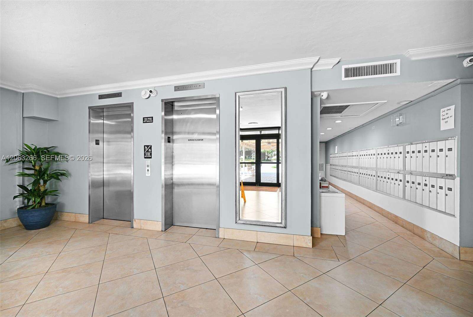 No 11 Palm Aire Country Club Apts | Unit #610 Unit #610 | Picture 4