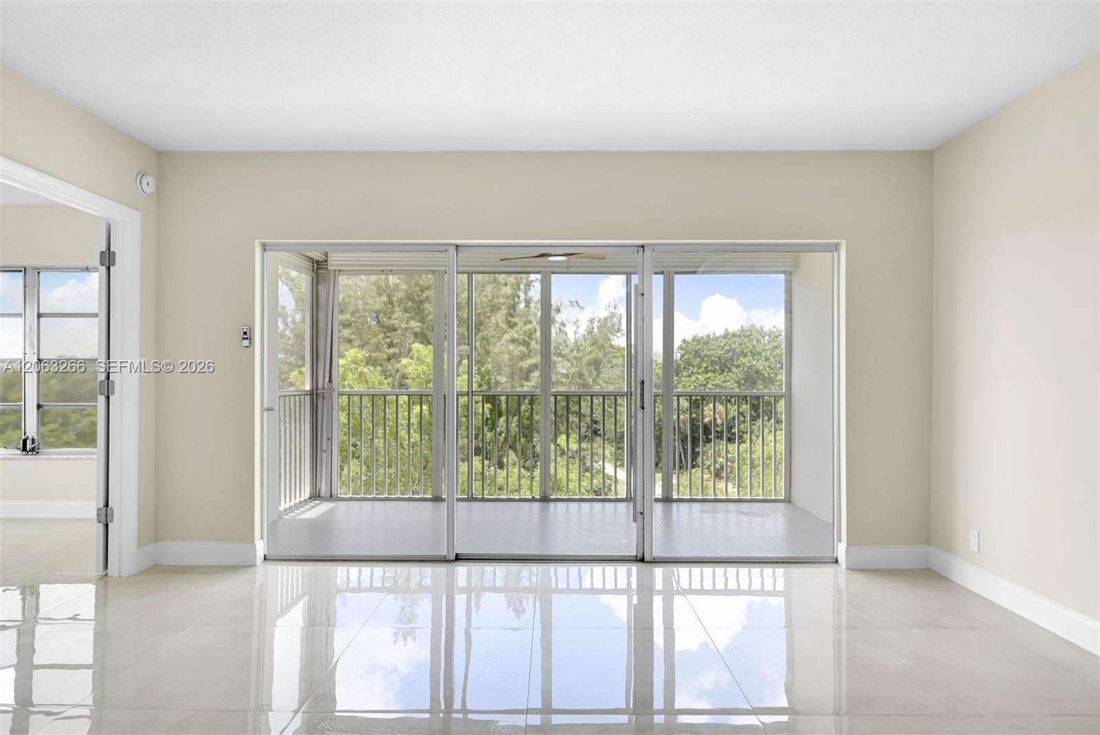 No 11 Palm Aire Country Club Apts | Unit #610 Unit #610 | Picture 36