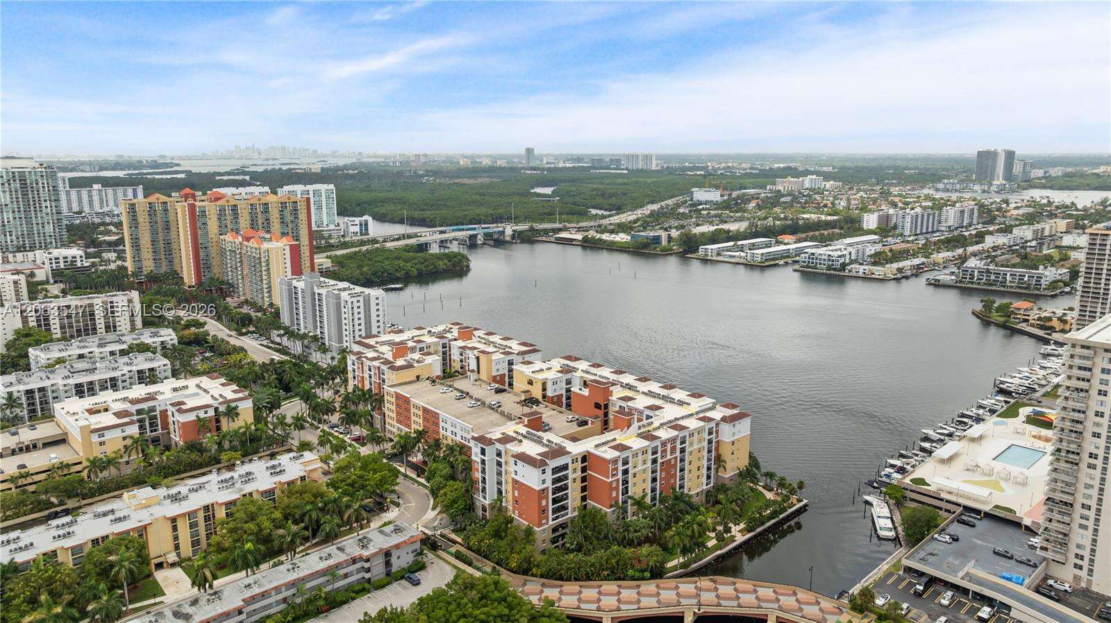 Porto Bellagio | Unit #1210 Unit #1210 | Picture 24