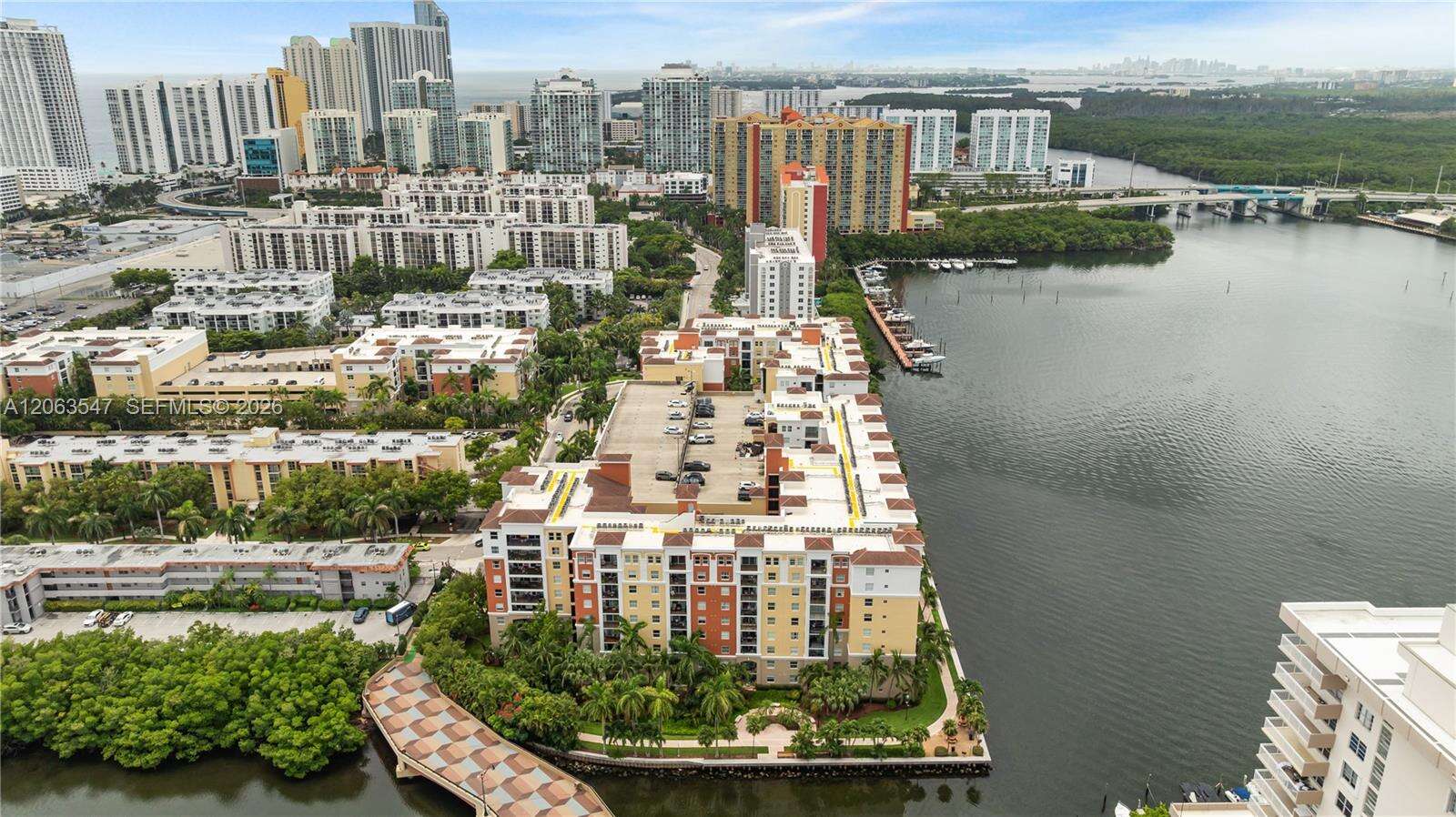 Porto Bellagio | Unit #1210 Unit #1210 | Picture 25