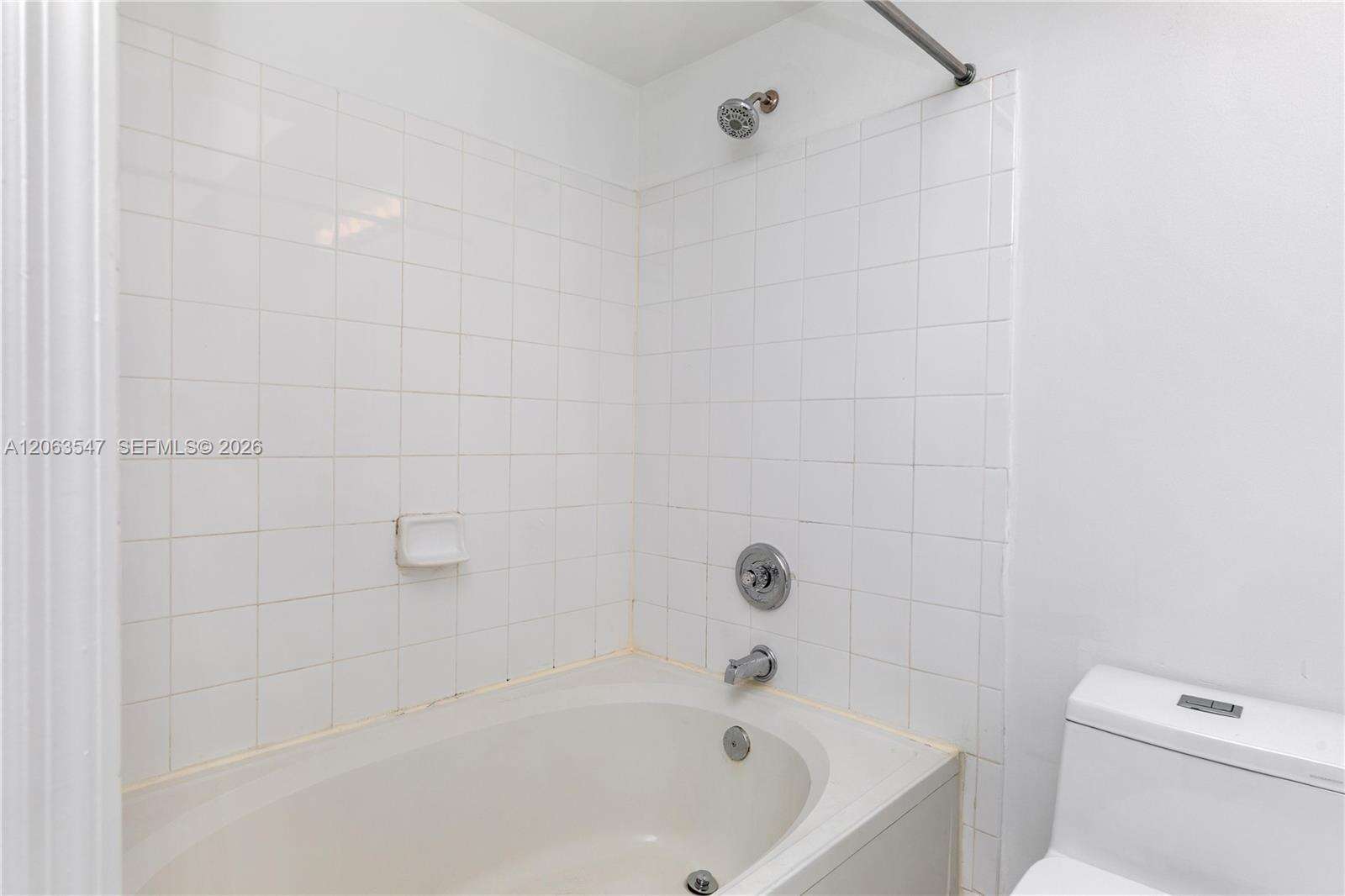 Porto Bellagio | Unit #1210 Unit #1210 | Picture 10