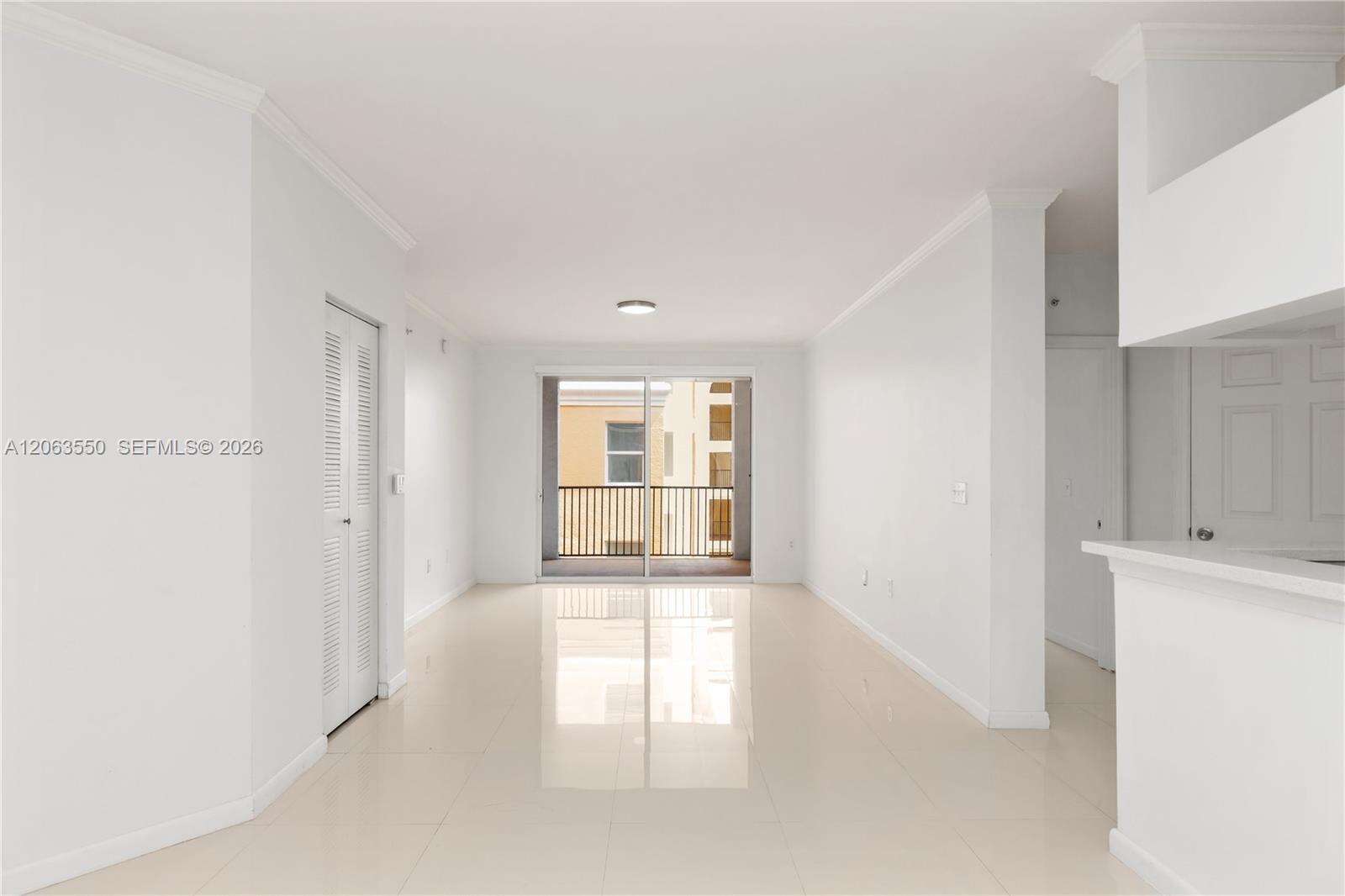 Porto Bellagio | Unit #1712 Unit #1712 | Picture 3