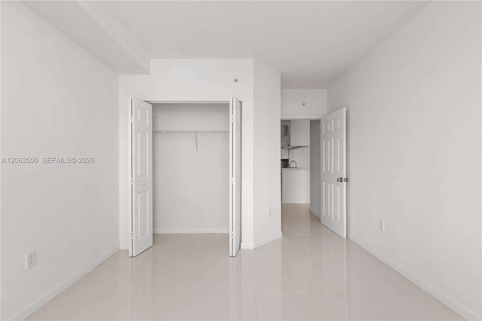 Porto Bellagio | Unit #1712 Unit #1712 | Picture 33