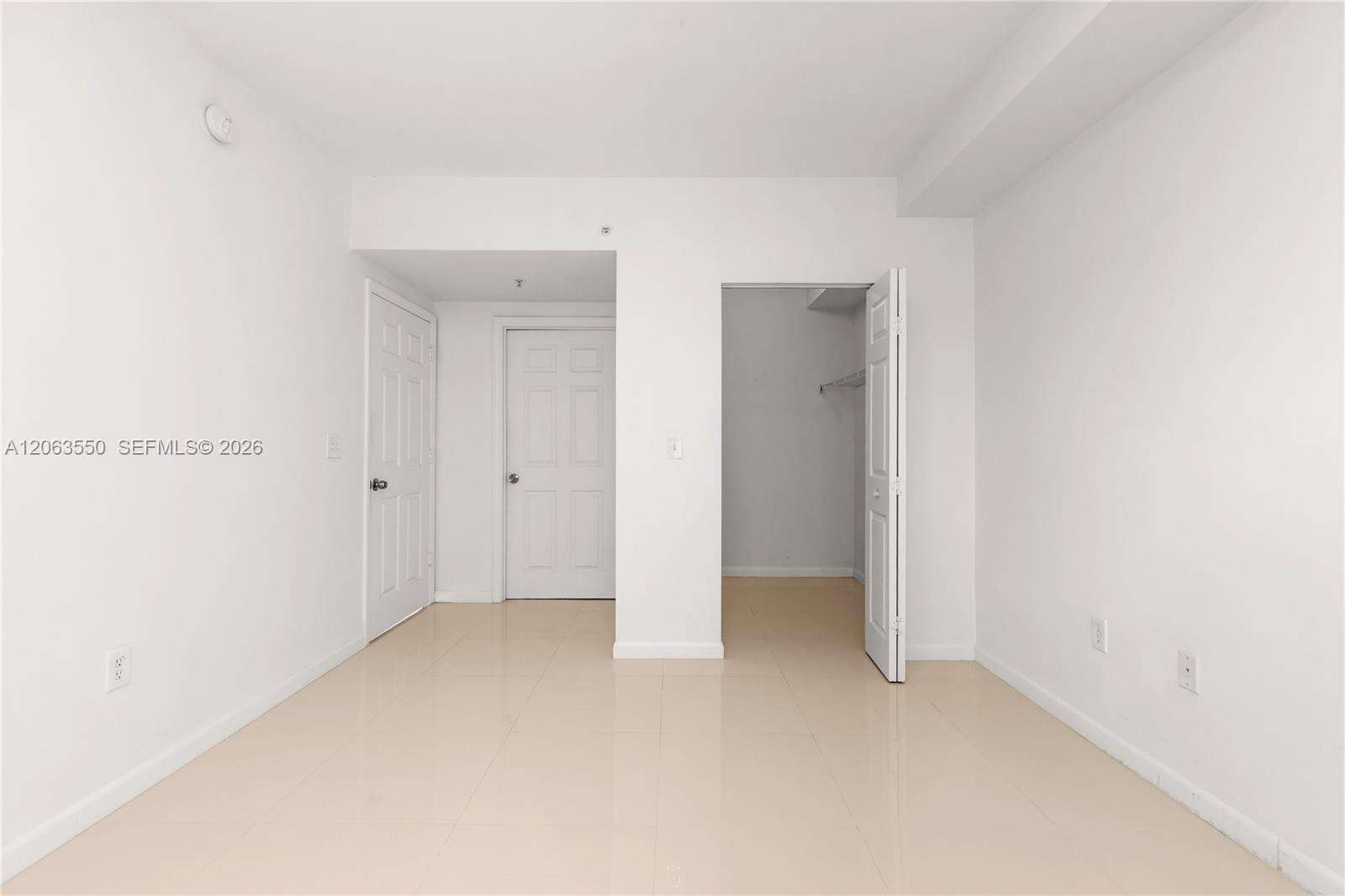 Porto Bellagio | Unit #1712 Unit #1712 | Picture 9