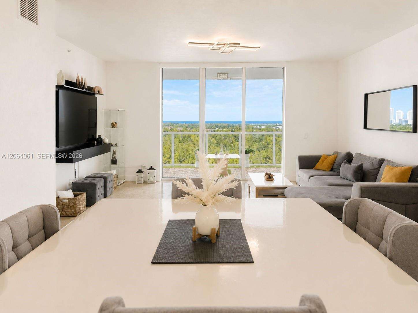 One Fifty One At Biscayne | Unit #1501 Unit #1501 | Picture 12