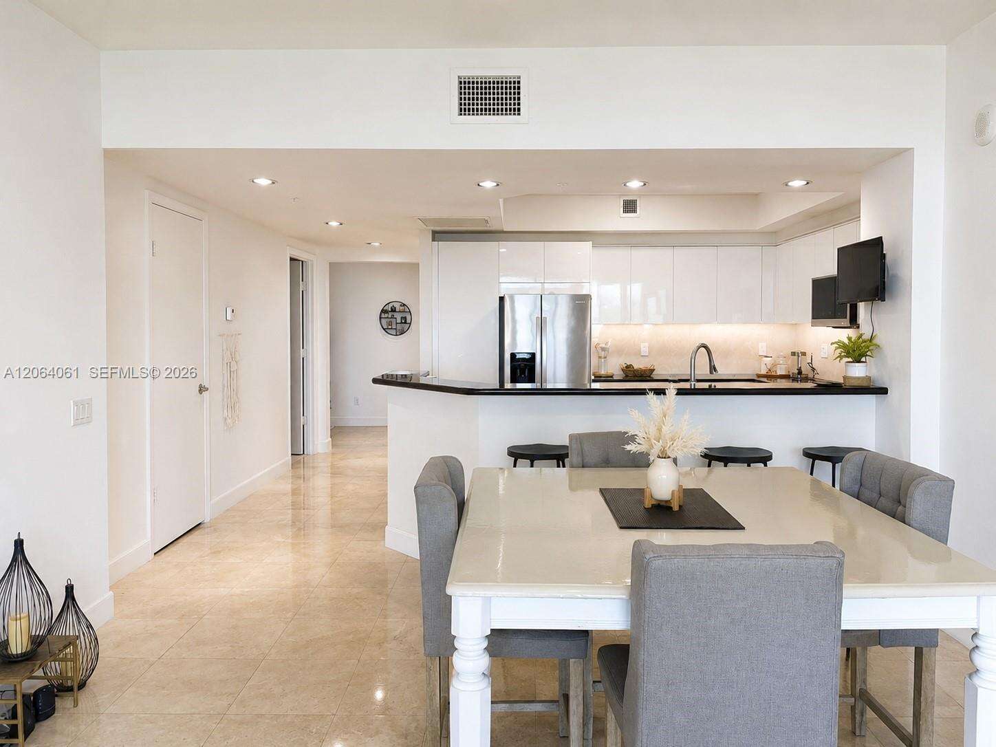 One Fifty One At Biscayne | Unit #1501 Unit #1501 | Picture 9
