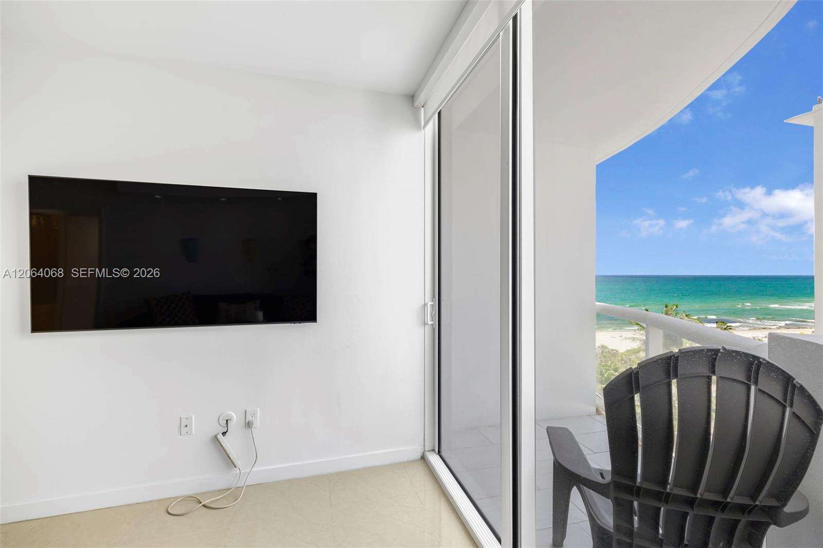 Akoya | Unit #805 Unit #805 | Picture 6