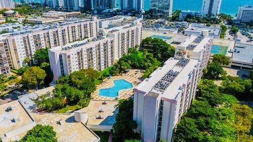 Plaza Of Americas Condo Part 3 | Unit #104 Unit #104 | Picture 3
