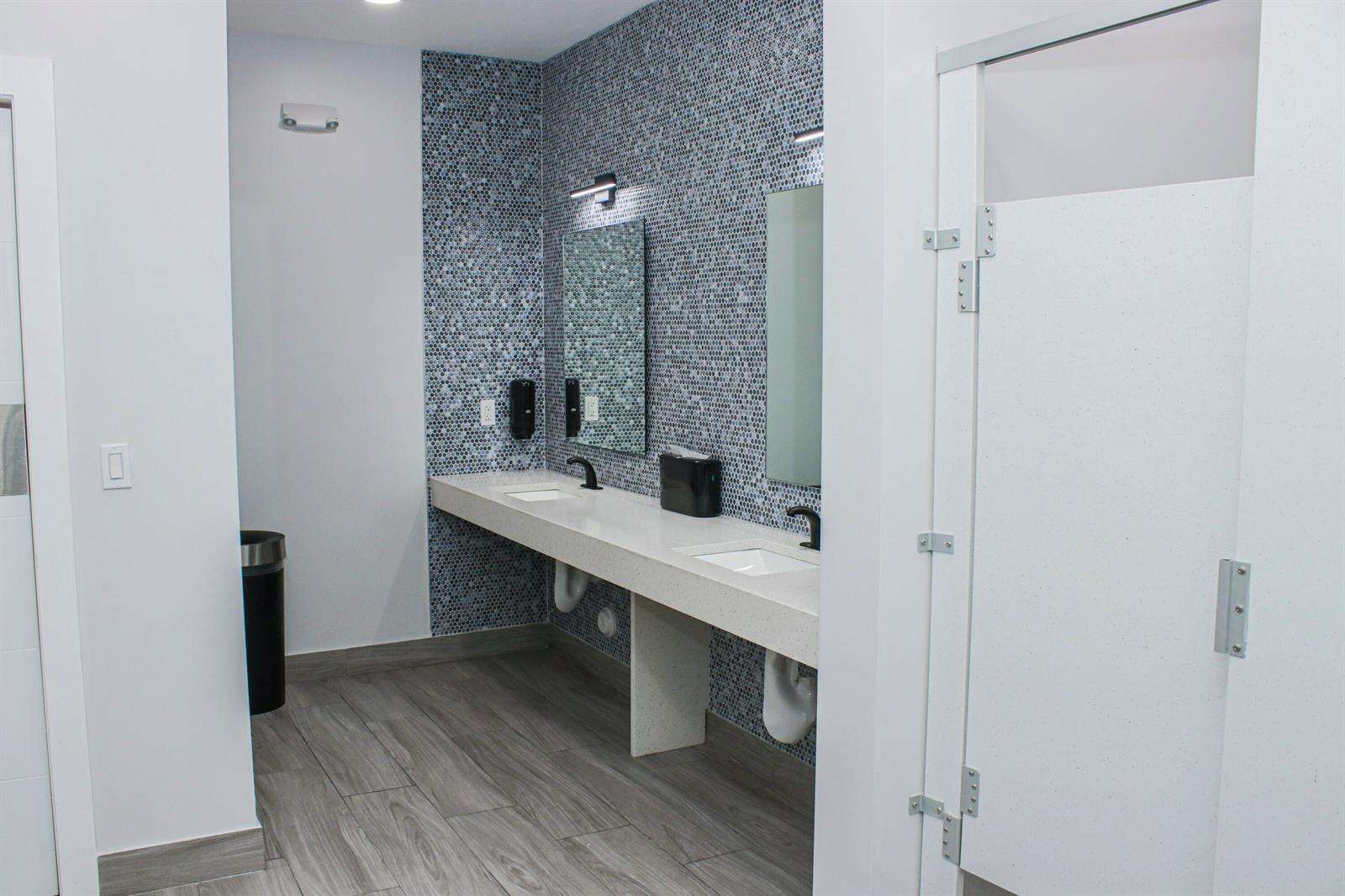 Plaza Of Americas Condo Part 3 | Unit #104 Unit #104 | Picture 27