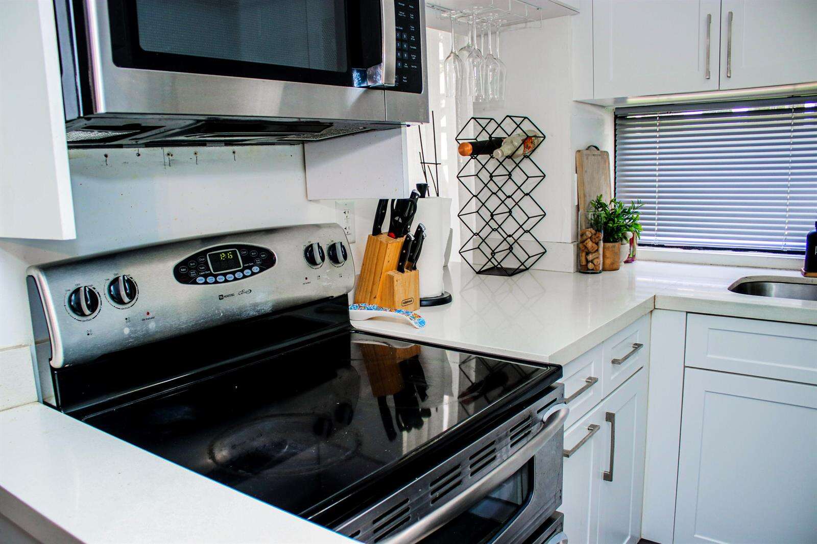 Plaza Of Americas Condo Part 3 | Unit #104 Unit #104 | Picture 8